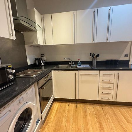 Comfortable - Cosy - Budget Studios In City Center Londra Esterno foto