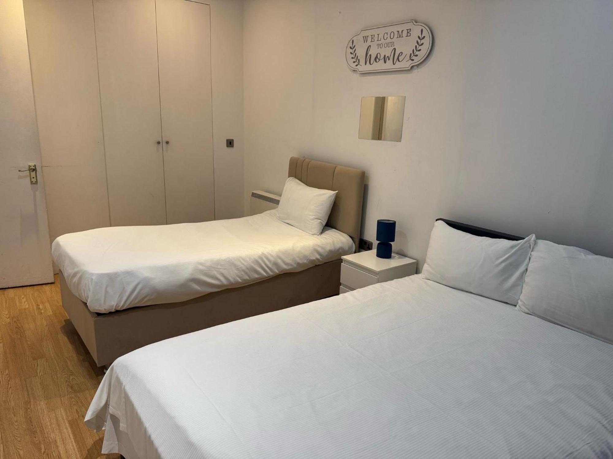 Comfortable - Cosy - Budget Studios In City Center Londra Esterno foto